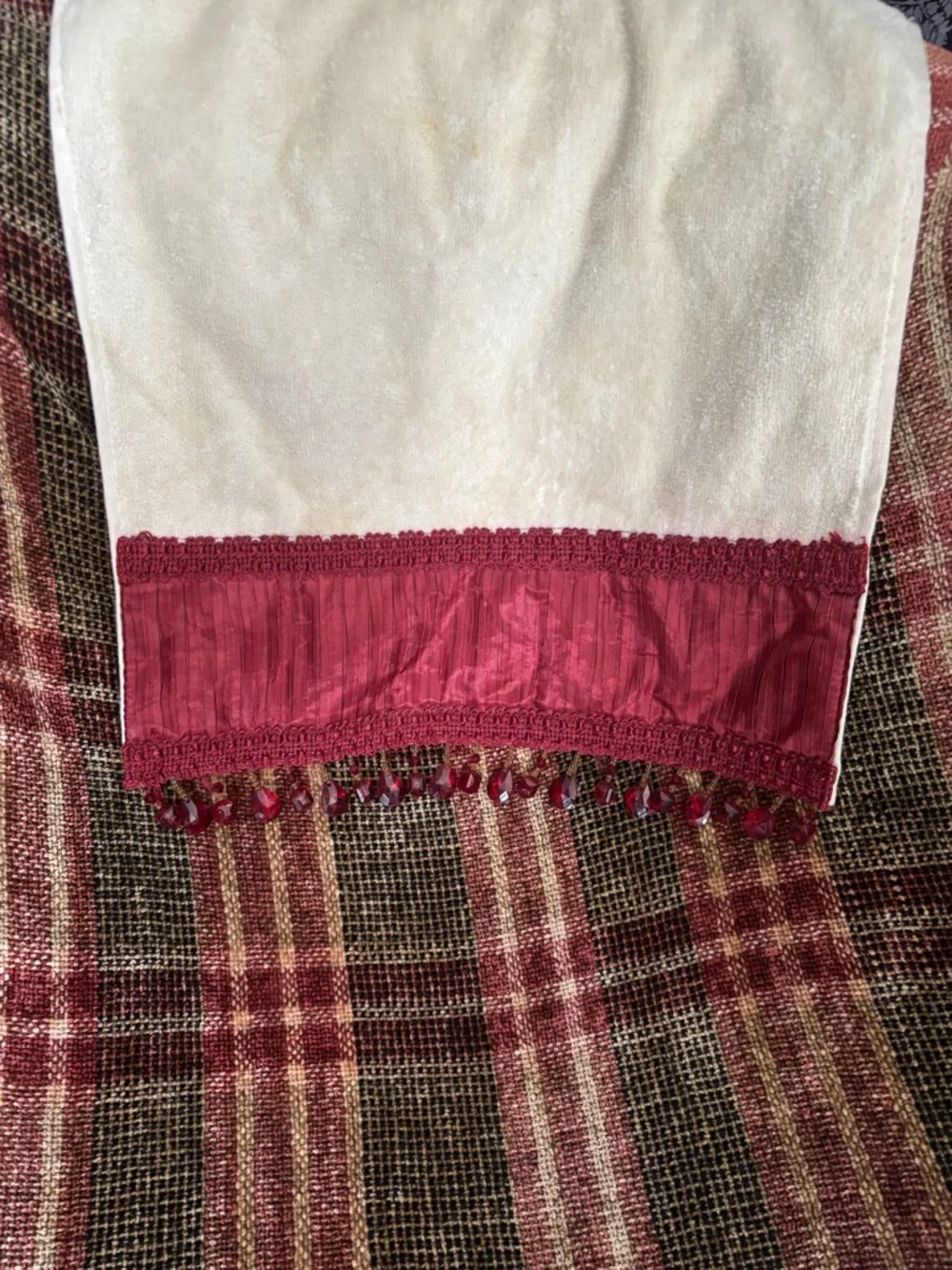 Vintage Gorgeous Elegant Bath Hand Towel with Burgundy Beaded Decorative Trim